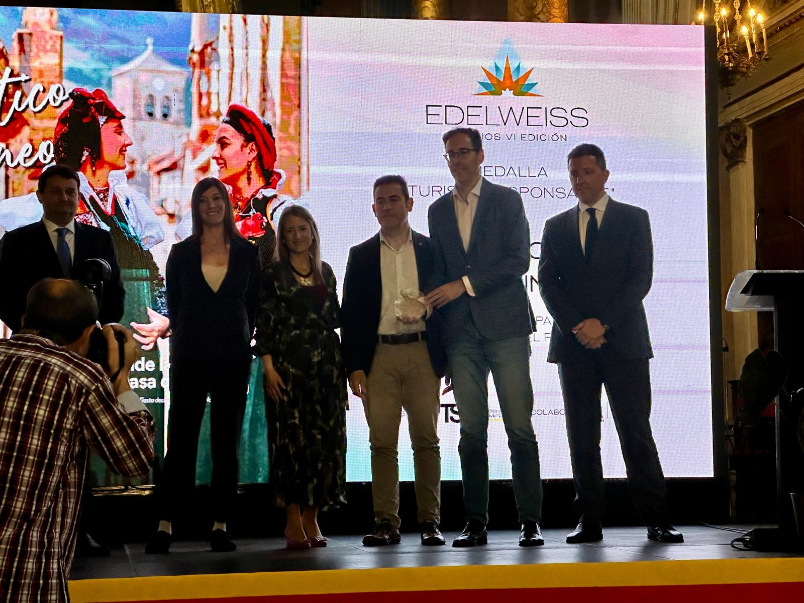 La campaña “Valles Occidentales, Auténtico Pirineo”, medalla honorífica de los Premios Edelweiss al turismo sostenible
